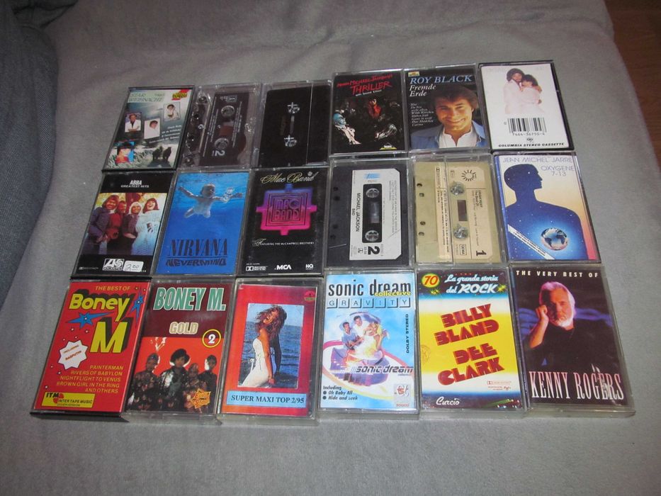 casete audio inregistrate , lot de 18 bucati , jucarii