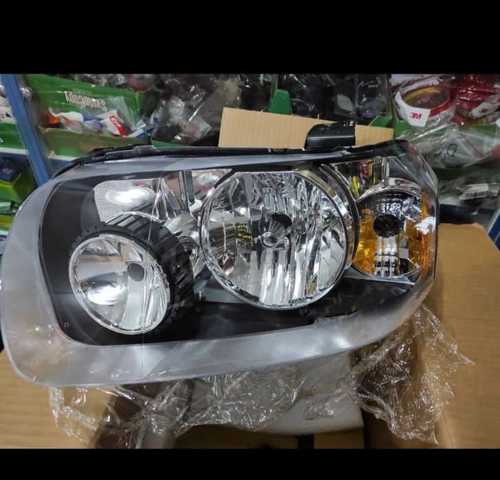 Фонарь фара габарит поворот Мазда Трибут