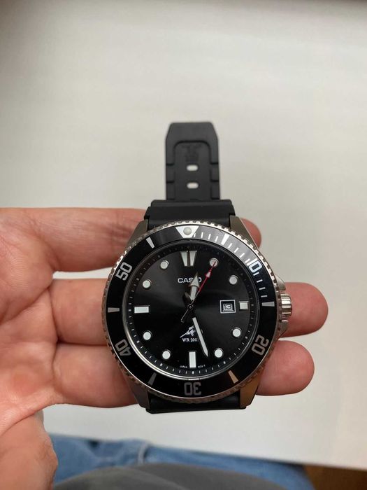 Продам новые Часы Casio MDV-106-1AVDF