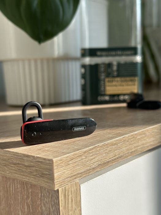 Наушник, петличка, селфи палка