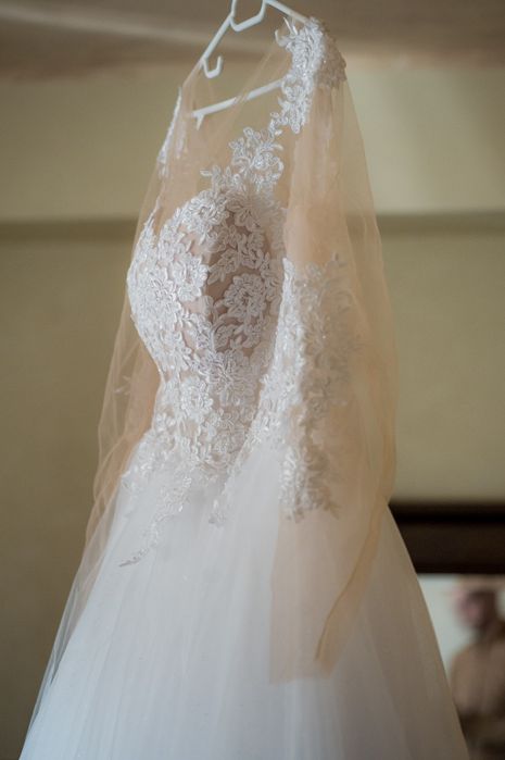 Vând rochie mireasa