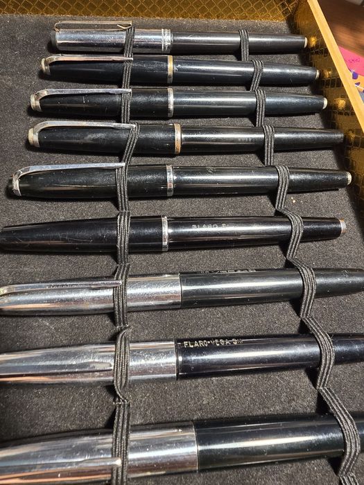 Colectie stilouri pixuri toc romanesti flaro