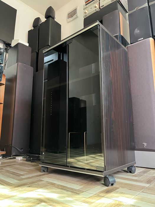 Rack Audio Sony/Technics pt aparate de 43 cm cu usi fumurii