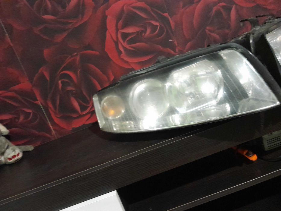 Vand faruri xenon audi4 b6