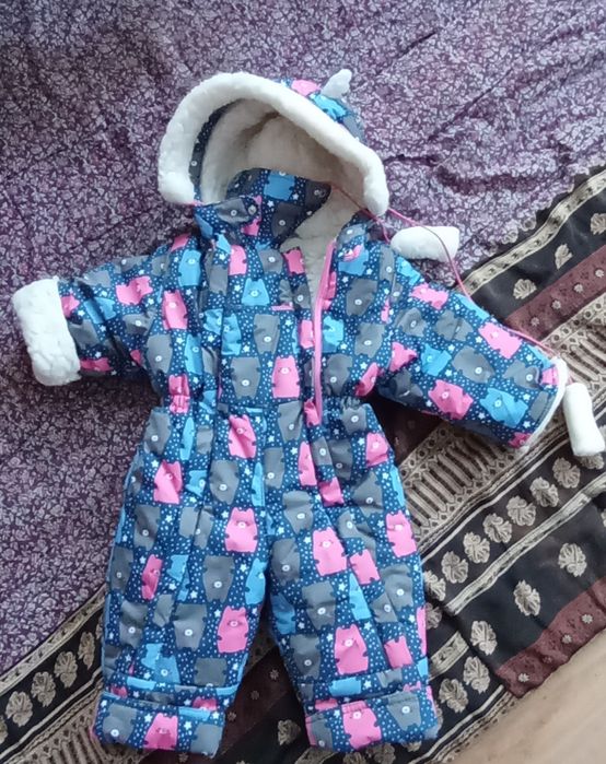 Комбинезон зима(на девочку)
