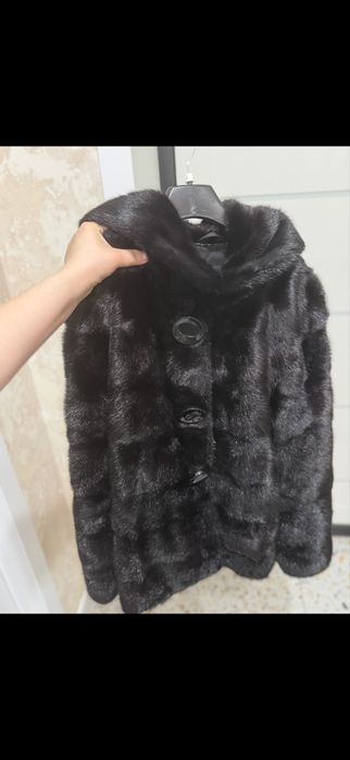 Продам норковую  шубу