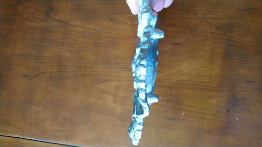 Алуминиев пепелник.