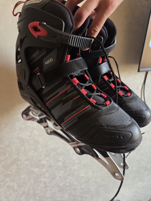 Роликовые коньки коньки