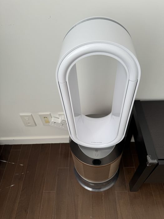 Увлажнитель и охладитель воздуха Dyson