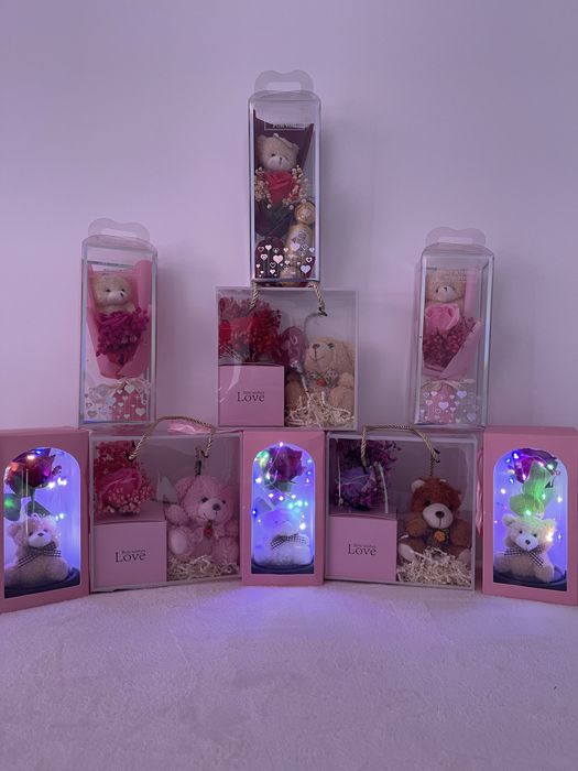 Trandafiri, ursuleti,cadoul perfect