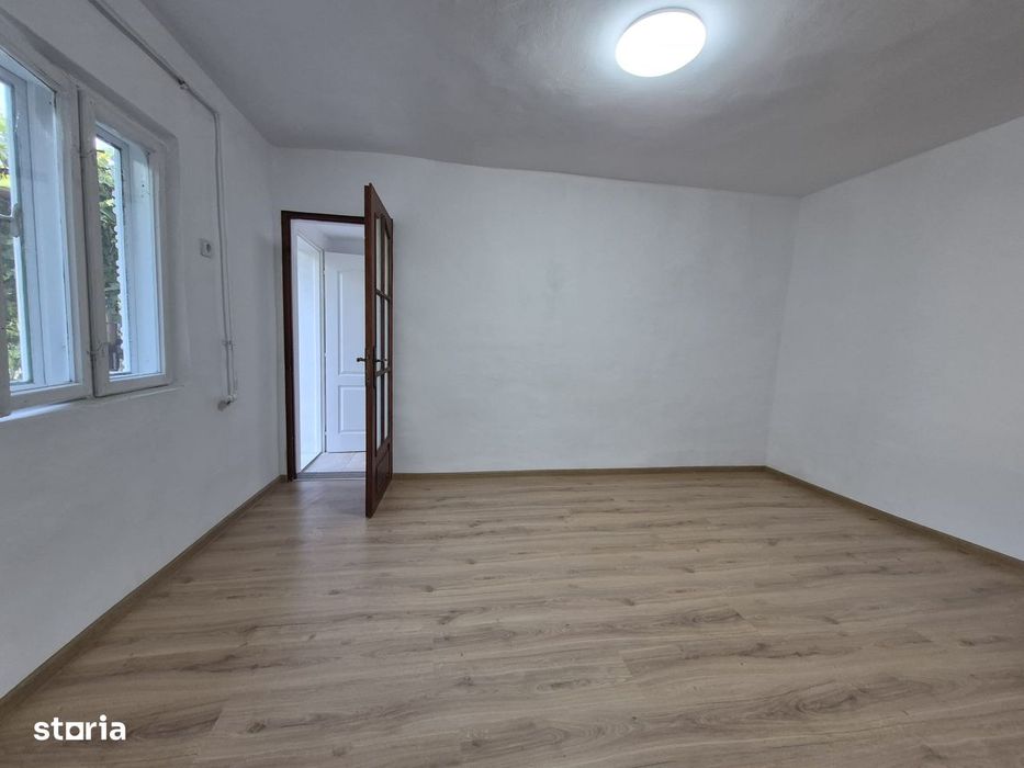 Casă de vânzare în Mărgineni, Bacău  78.900 €