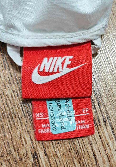 NIKE Оригинално дамско тънко яке за спорт бягане / тичане размер XS