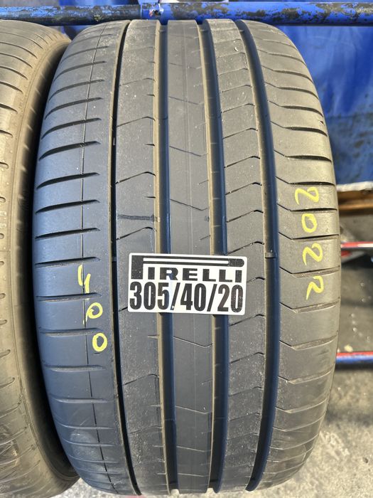 305/40/20  2022 Pirelli RSC