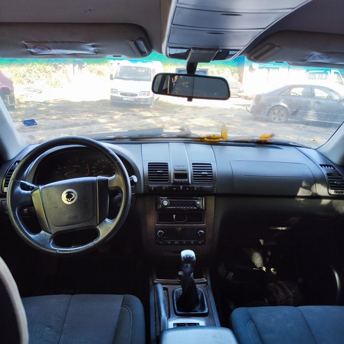 SsangYong Rekston 2.9tdi 2005g.на части