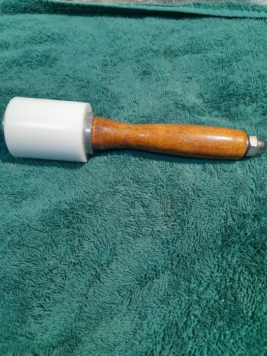 Ciocan pentru pielarie