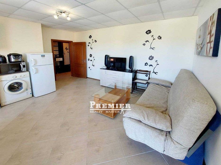 Апартамент в Слънчев бряг с две спални, без такса поддръжка