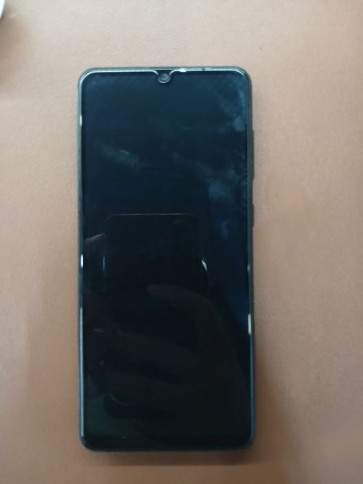 Продам Samsung A31 на 64 ГБ