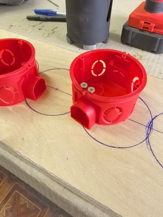 Продаю подрозетники