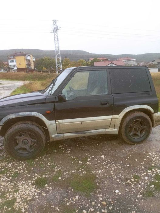 Продавам Сузуки Витара на части