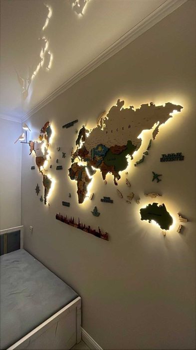 Карта мира интерьерная