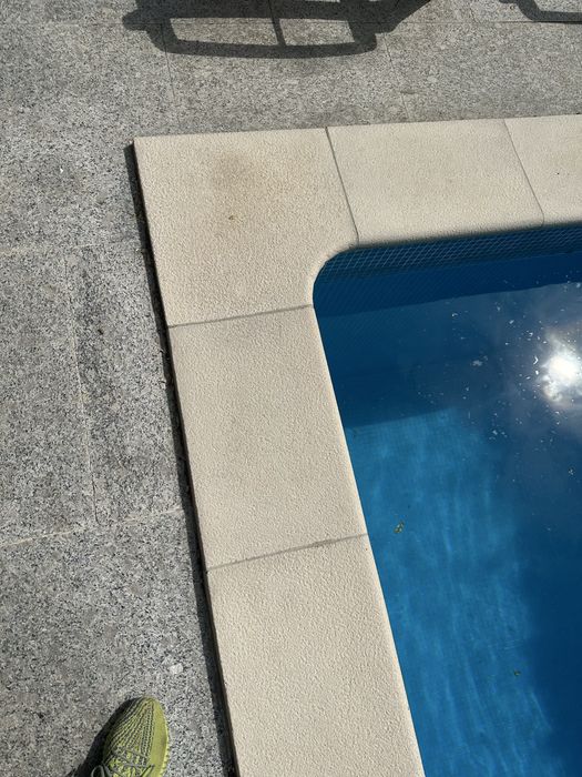 Borduri piscine