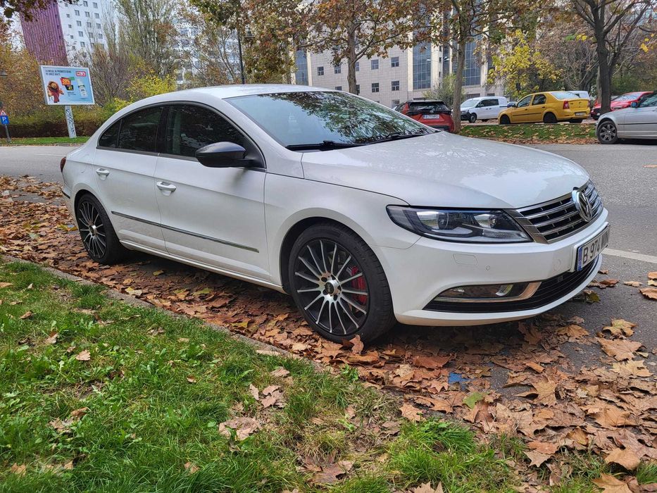 Vand masina personala VW CC