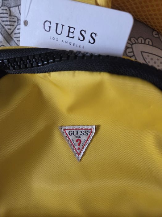 Ghiozdan Guess Nou