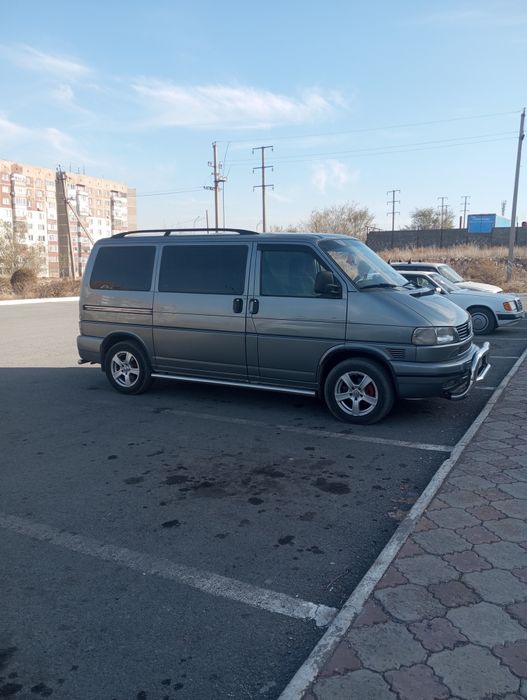 Volkswagen Caravelle