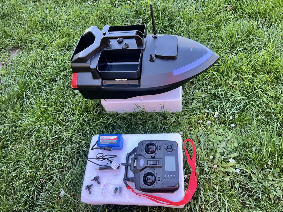 Navomodel plantat 3 cuve cu GPS – stare aproape nouă