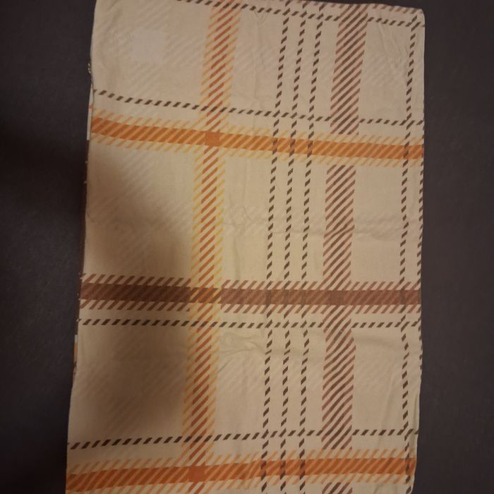 Юрган 180-120 и 5 плика за него. 4 чисто нови плика и 1 използва