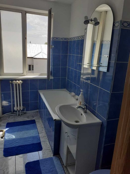 Închiriez apartament 2 camere