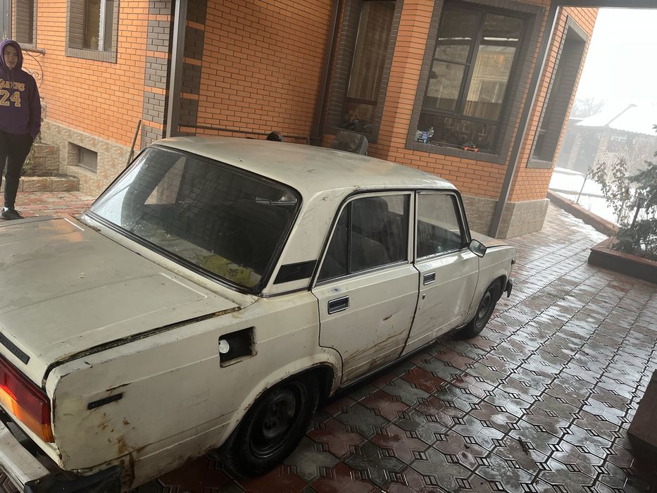 Продам ваз 2105