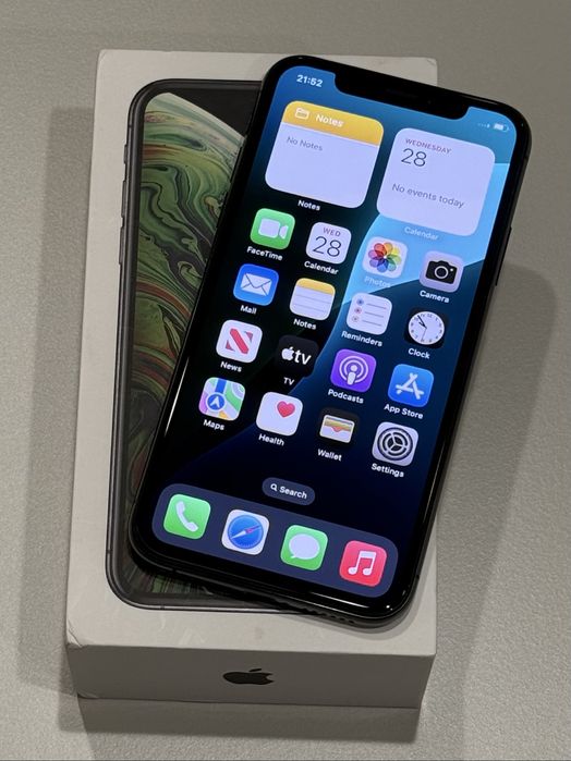 iPhone XS Black 92% battery