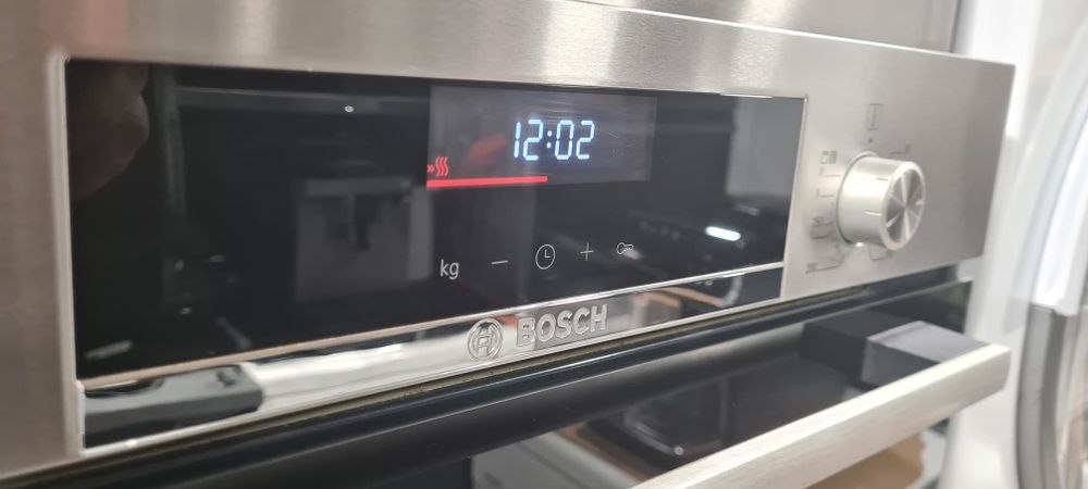 Фурна за вграждане Bosch 71л Клас А