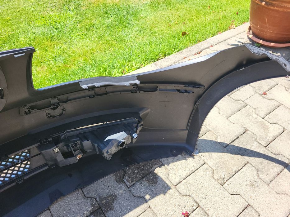 Bară față originală BMW Seria 1 E87 2008–2011 completă – stare foarte bună