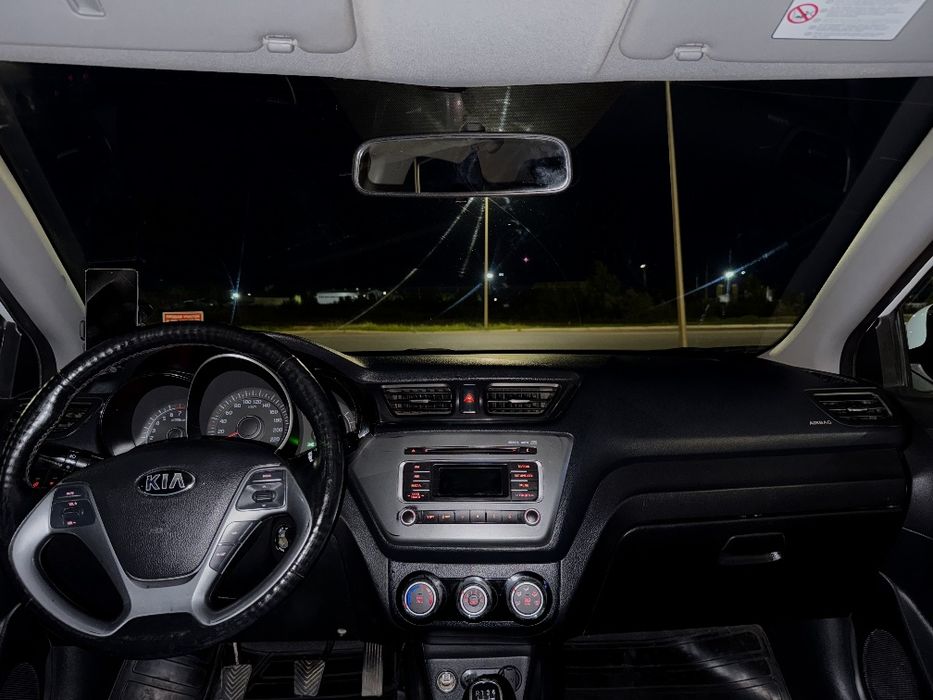 KIA RIO обьем 1.6 2017г.