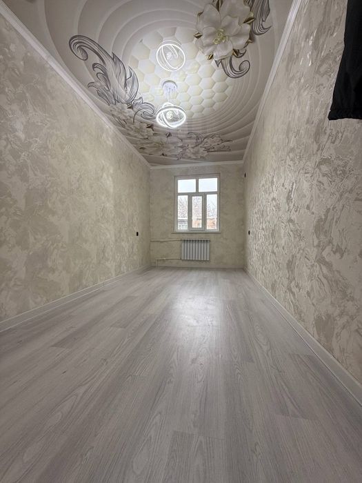 Чилонзор 18 да Уй сотилади