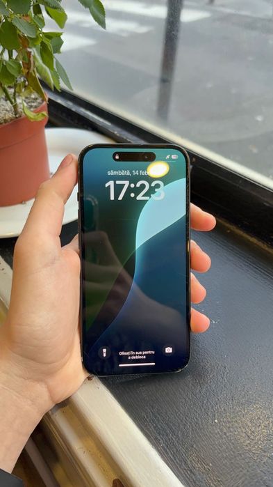 iPhone 15 Black 128G 90% sănătate