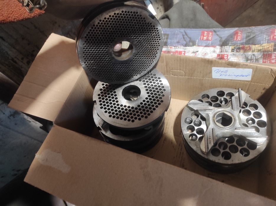 ТОЧИЛАР заточване на режещи инструменти София