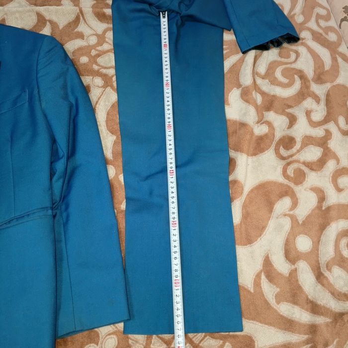 Продам костюм 44 тройка бу