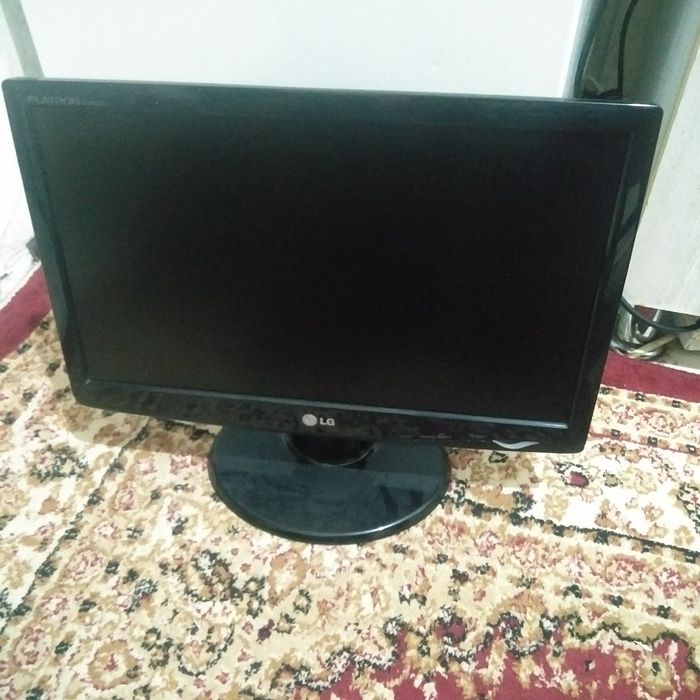 Мониторы разные ли