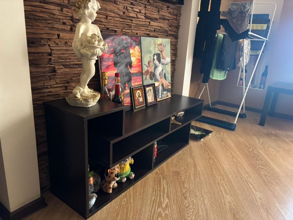 Продам тумбу под TV