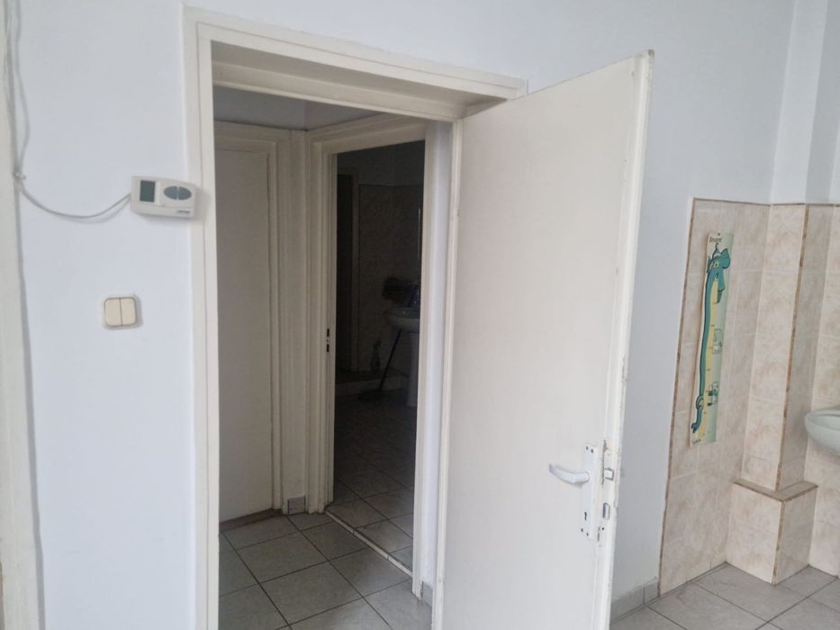 Inchiriez spatiu pentru activitati medicale cu sala asteptare