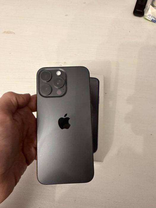 Vand Iphone 15 pro max 256GB  impecabil