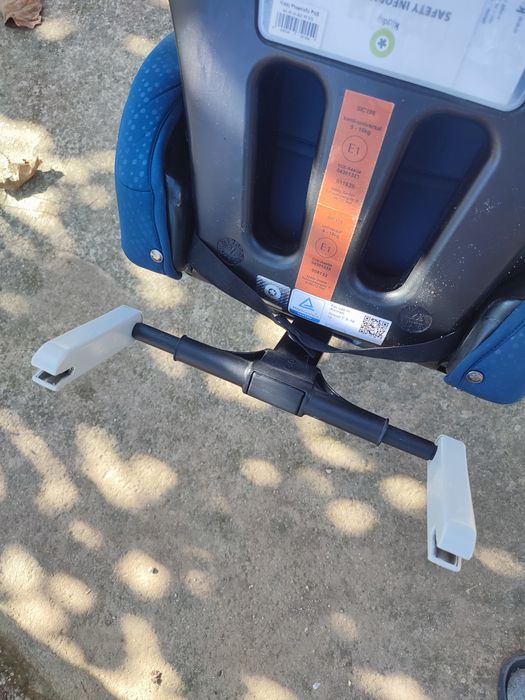 Детско столче за кола-система изофикс