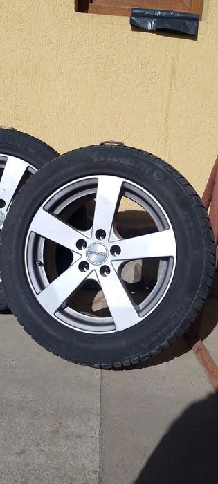 jante 17  Dezent folosite pe nissan Qasqai sunt bune și pentru Dacia și Renault. se vinde cu cauciuc uri de iarnă Barum  Polaris 3 4x4  Dot 3817
