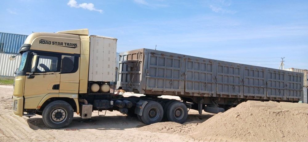 Shakman tyagach x3000 prisep 13 metr yili 2023 sotiladi narxi 67000 $.