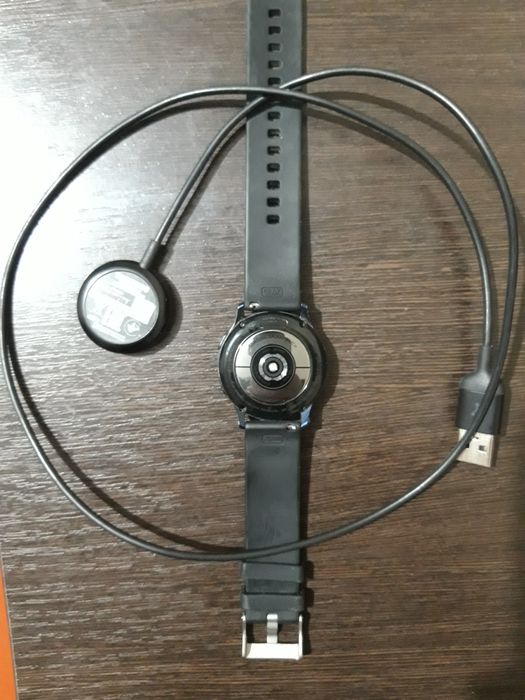 Продам смарт часы Samsung Watch