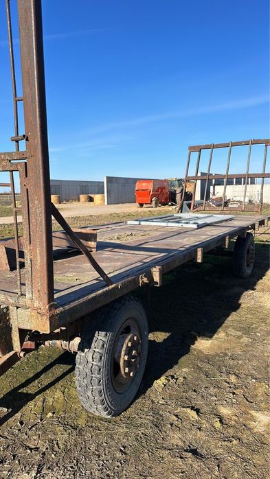 Cal de vanzare si grebla