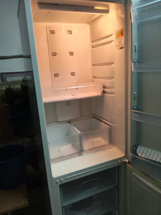 Холодильник буу,рабочии